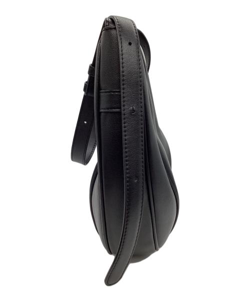 FOLNUA（フォルニュア）FOLNUA (フォルニュア) FOLNUA　ハーフムーン　オーバルバッグ ブラックの古着・服飾アイテム