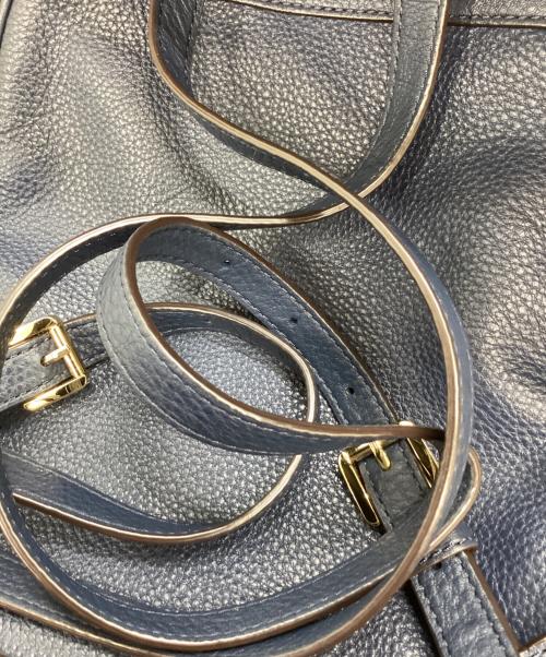 MICHAEL KORS（マイケルコース）MICHAEL KORS (マイケルコース) MICHAEL KORS　リュック ネイビー×ゴールドの古着・服飾アイテム