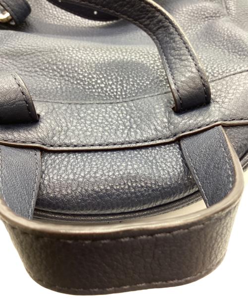 MICHAEL KORS（マイケルコース）MICHAEL KORS (マイケルコース) MICHAEL KORS　リュック ネイビー×ゴールドの古着・服飾アイテム