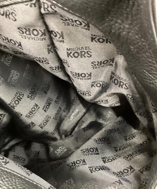 MICHAEL KORS（マイケルコース）MICHAEL KORS (マイケルコース) MICHAEL KORS　ホーボーバッグ ブラックの古着・服飾アイテム