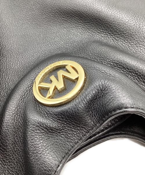 MICHAEL KORS（マイケルコース）MICHAEL KORS (マイケルコース) MICHAEL KORS　ホーボーバッグ ブラックの古着・服飾アイテム