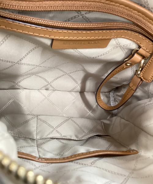 MICHAEL KORS（マイケルコース）MICHAEL KORS (マイケルコース) MICHAEL KORS　リュック アイボリー×ピンクの古着・服飾アイテム