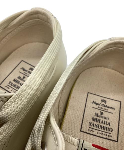 Nigel Cabourn × MIHARA YASUHIRO（ナイジェルケーボン×ミハラヤスヒロ）Nigel Cabourn × MIHARA YASUHIRO Nigel Cabourn × MIHARA YASUHIRO　ナイジェルケーボン　ローカットスニーカー ホワイト×オリーブ サイズ:41の古着・服飾アイテム