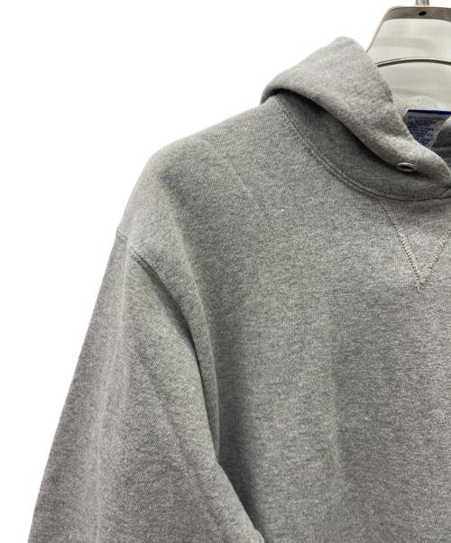Champion（チャンピオン）Champion (チャンピオン) Champion　プルオーバーパーカー グレー サイズ:Ｌの古着・服飾アイテム