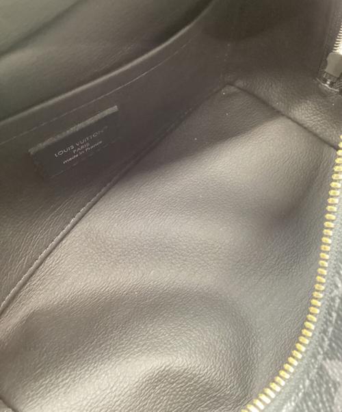 LOUIS VUITTON（ルイ ヴィトン）LOUIS VUITTON (ルイ ヴィトン) LOUIS VUITTON　モノグラム・エクリプス　ロッカー ドップ・キット　セカンドバッグ ブラック×グレーの古着・服飾アイテム