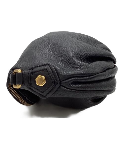 Marc by Marc Jacobs（マークバイマークジェイコブス）Marc by Marc Jacobs (マークバイマークジェイコブス) Marc by Marc Jacobs　ショルダーバッグ ブラック×ゴールドの古着・服飾アイテム
