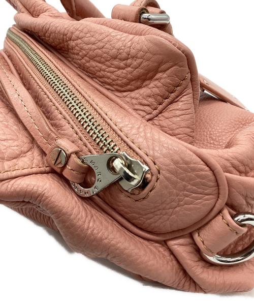 Marc by Marc Jacobs（マークバイマークジェイコブス）Marc by Marc Jacobs (マークバイマークジェイコブス) Marc by Marc Jacobs　ハンドバッグ ピンクの古着・服飾アイテム