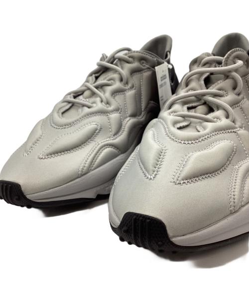 adidas（アディダス）adidas (アディダス) adidas　OZWEEGO TECH　ローカットスニーカー グレー×ブラック サイズ:27㎝の古着・服飾アイテム