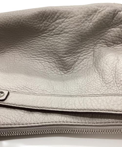 MICHAEL KORS（マイケルコース）MICHAEL KORS (マイケルコース) MICHAEL KORS　チャンドラー ミディアム コンバーチブル 　ショルダーバッグ グレー×シルバーの古着・服飾アイテム