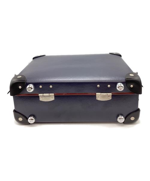 GLOBE-TROTTER（グローブトロッター）GLOBE-TROTTER (グローブトロッター) GLOBE-TROTTER　アタッシュケース ネイビー×レッドの古着・服飾アイテム