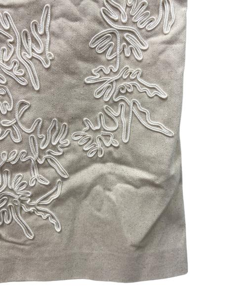 Adam et Rope（アダム エ ロペ）Adam et Rope (アダム エ ロペ) Adam et Rope　ジレ ベージュ×ホワイト サイズ:FREE 未使用品の古着・服飾アイテム