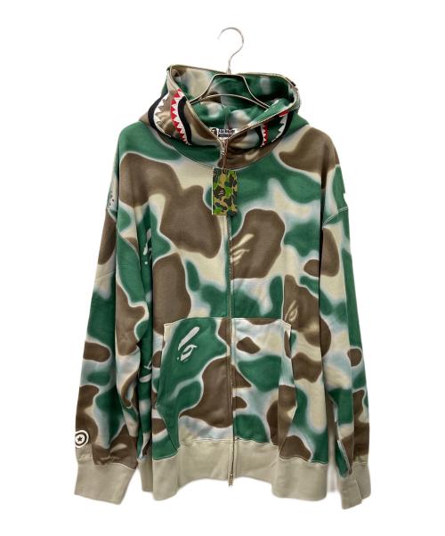 A BATHING APE（アベイシングエイプ）A BATHING APE (アベイシングエイプ) LIQUID CAMO SHARK RELAXED FIT FULL ZIP HOODIE グリーン×ブラウン サイズ:2XLの古着・服飾アイテム