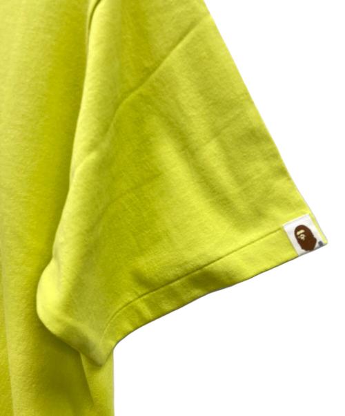 A BATHING APE（アベイシングエイプ）A BATHING APE (アベイシングエイプ) A BATHING APE半袖カットソー グリーン×ホワイト サイズ:XLの古着・服飾アイテム