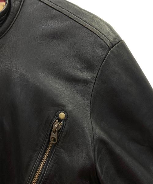 AVIREX（アヴィレックス）AVIREX (アヴィレックス) AVIREXパデットライダースジャケット ブラック サイズ:Lの古着・服飾アイテム