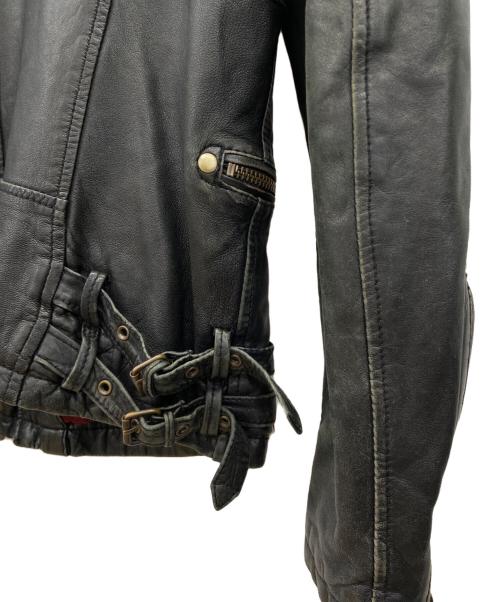 AVIREX（アヴィレックス）AVIREX (アヴィレックス) AVIREXパデットライダースジャケット ブラック サイズ:Lの古着・服飾アイテム