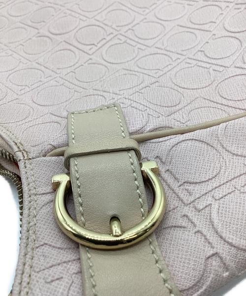 Salvatore Ferragamo（サルヴァトーレ フェラガモ）Salvatore Ferragamo (サルヴァトーレ フェラガモ) Salvatore Ferragamo　ガンチーニ　セミショルダーバッグ ピンクベージュの古着・服飾アイテム