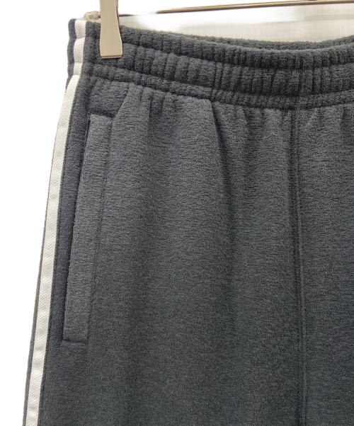 adidas（アディダス）adidas (アディダス) adidasトラックパンツ ブラック サイズ:M 未使用品の古着・服飾アイテム