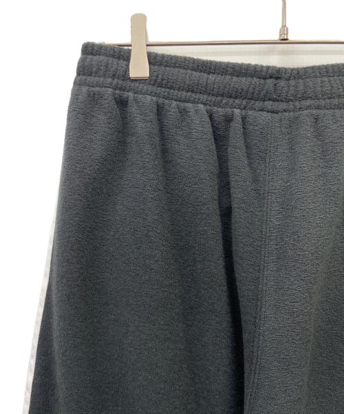 adidas（アディダス）adidas (アディダス) adidasトラックパンツ ブラック サイズ:M 未使用品の古着・服飾アイテム