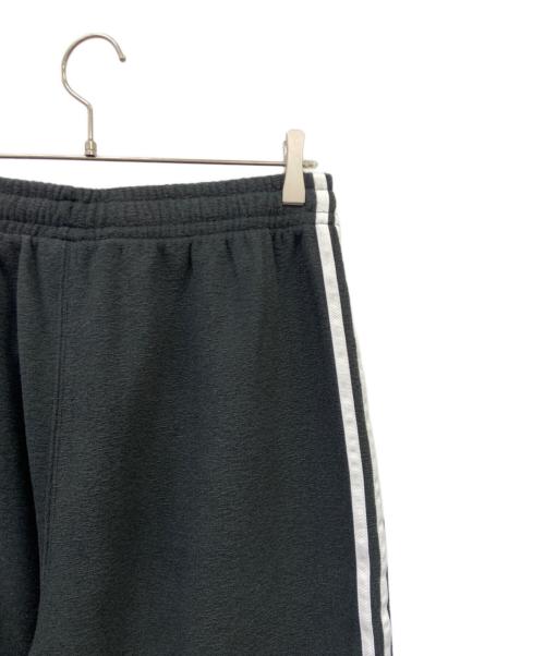adidas（アディダス）adidas (アディダス) adidasトラックパンツ ブラック サイズ:M 未使用品の古着・服飾アイテム