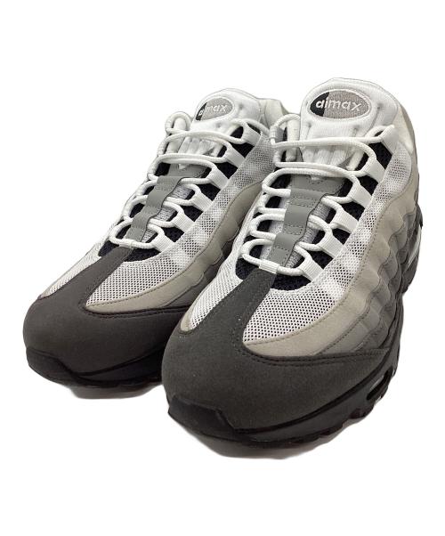 NIKE（ナイキ）NIKE (ナイキ) スニーカー グレー×ホワイト サイズ:28.5の古着・服飾アイテム