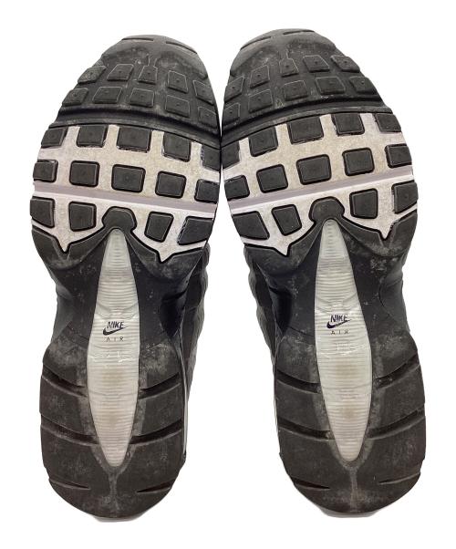 NIKE（ナイキ）NIKE (ナイキ) スニーカー グレー×ホワイト サイズ:28.5の古着・服飾アイテム