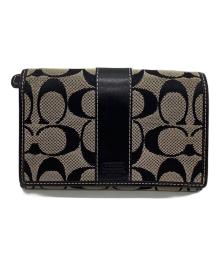 COACH（コーチ）の古着「COACH　シグネチャー　2つ折り財布」｜ベージュ×ブラック