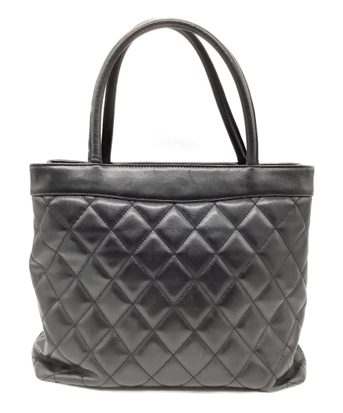 CHANEL（シャネル）CHANEL (シャネル) トートバッグ ブラック マトラッセ ラムスキン 5970778の古着・服飾アイテム