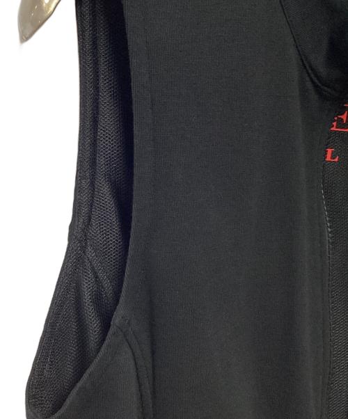 BURBERRY GOLF（バーバリーゴルフ）BURBERRY GOLF (バーバリーゴルフ) リバーシブルベスト ブラック サイズ:Mの古着・服飾アイテム