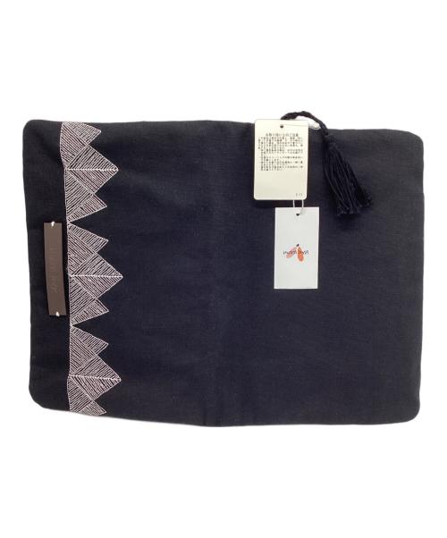 mara mea（マラメア）mara mea (マラメア) BEAMS (ビームス) おむつポーチ ブラック×ホワイト 未使用品の古着・服飾アイテム