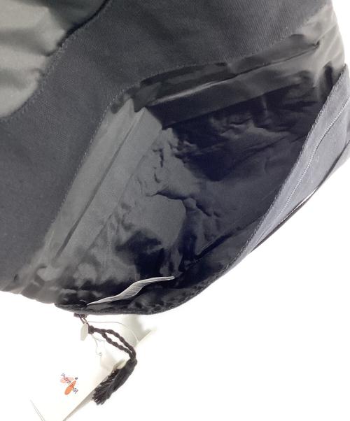 mara mea（マラメア）mara mea (マラメア) BEAMS (ビームス) おむつポーチ ブラック×ホワイト 未使用品の古着・服飾アイテム