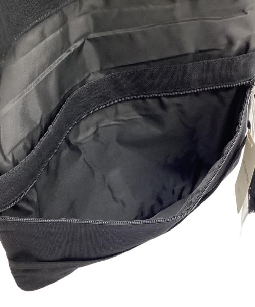 mara mea（マラメア）mara mea (マラメア) BEAMS (ビームス) おむつポーチ ブラック×ホワイト 未使用品の古着・服飾アイテム