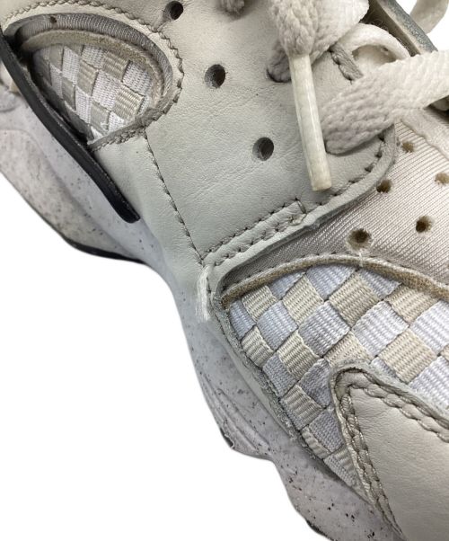 NIKE（ナイキ）NIKE (ナイキ) AIR HUARACHE アイボリー サイズ:SIZE 24cmの古着・服飾アイテム
