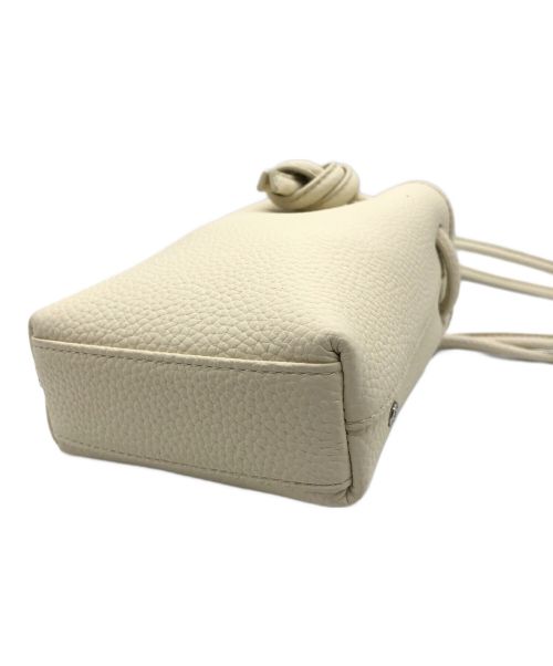 VASIC（ヴァジック）VASIC (ヴァジック) ミニレザーポーチ ホワイトの古着・服飾アイテム