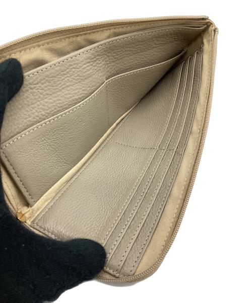 ATAO（アタオ）ATAO (アタオ) 長財布 アイボリー×ゴールドカラーの古着・服飾アイテム