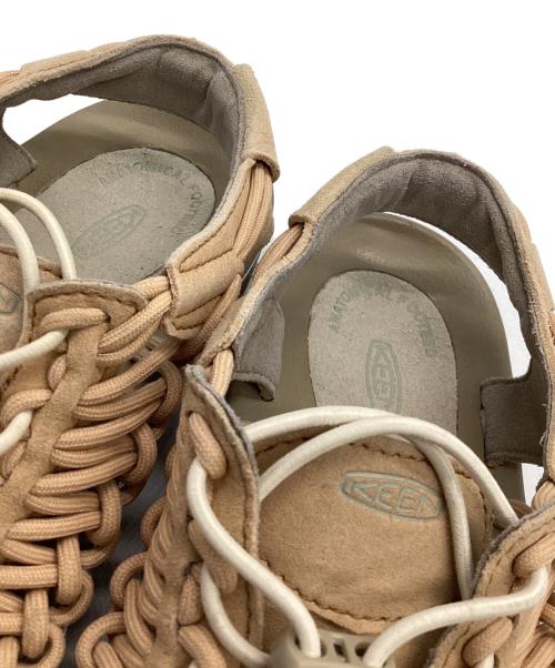KEEN（キーン）KEEN (キーン) ユニークサンダル ベージュ サイズ:24.5の古着・服飾アイテム