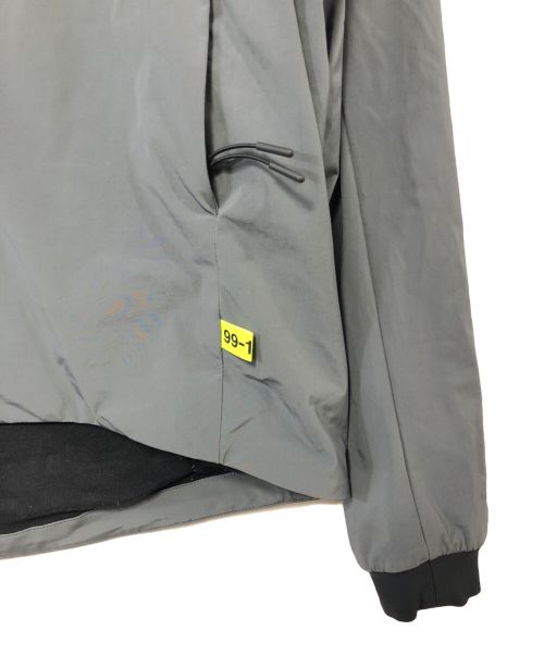 F.C.R.B.（エフシーレアルブリストル）F.C.R.B. (エフシーアールビー) LYCRA HOODED BLOUSON グレー サイズ:Sの古着・服飾アイテム