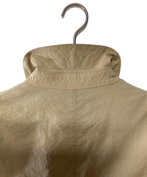 green label relaxing（グリーンレーベルリラクシング）green label relaxing (グリーンレーベルリラクシング) ナイロンオックス ステンカラーコート ベージュ サイズ:Mの古着・服飾アイテム