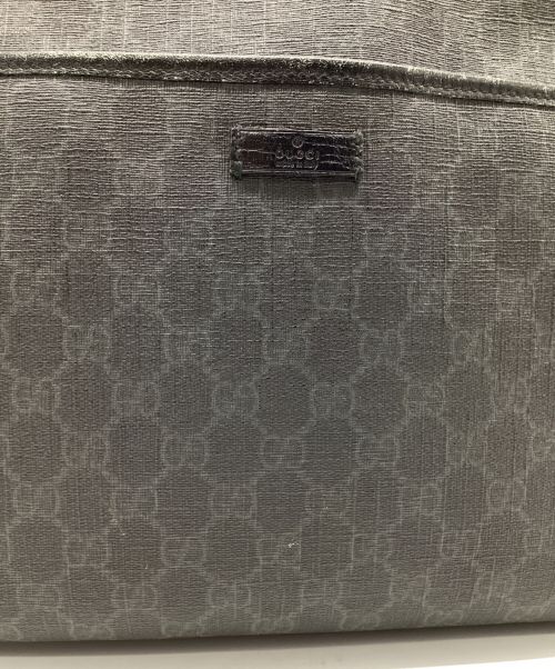 GUCCI（グッチ）GUCCI (グッチ) GGスプリーム ショルダーバッグ ブラックの古着・服飾アイテム