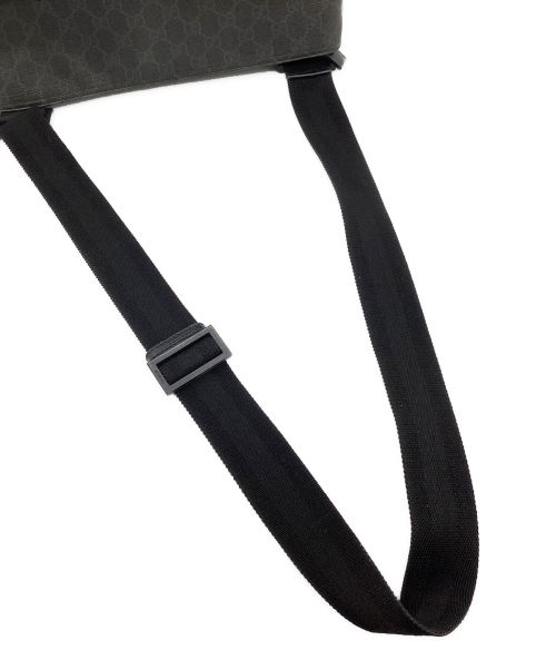 GUCCI（グッチ）GUCCI (グッチ) GGスプリーム ショルダーバッグ ブラックの古着・服飾アイテム