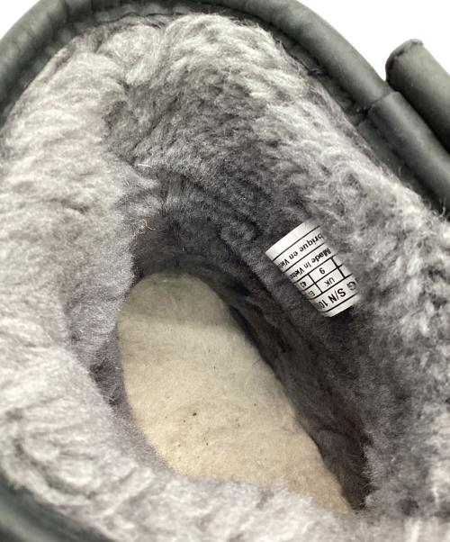 UGG（アグ）UGG (アグ) ムートンブーツ ブラック サイズ:JAPAN28の古着・服飾アイテム