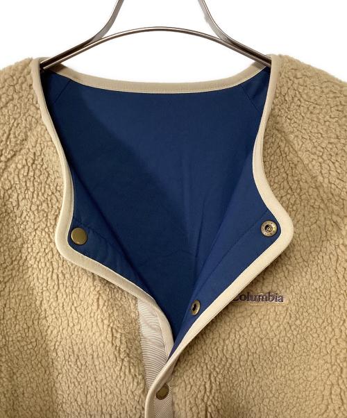 Columbia（コロンビア）Columbia (コロンビア) リバーシブルジャケット ベージュ×ネイビー サイズ:Sの古着・服飾アイテム