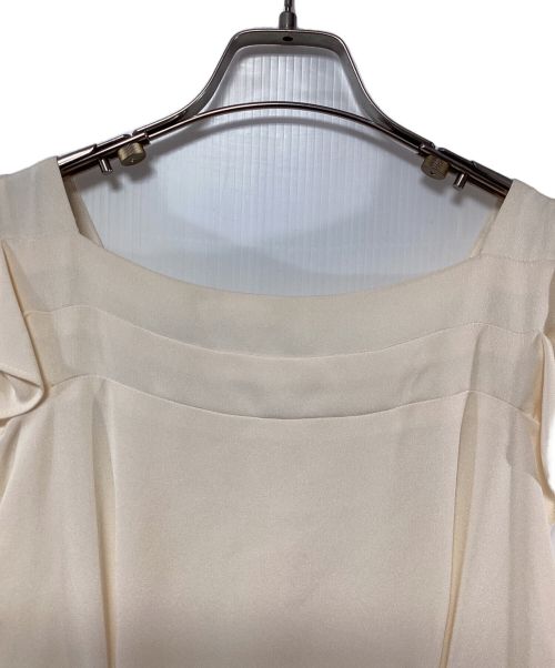 ESCADA（エスカーダ）ESCADA (エスカーダ) ノースリーブワンピース ベージュ×ピンク サイズ:SIZE 34の古着・服飾アイテム