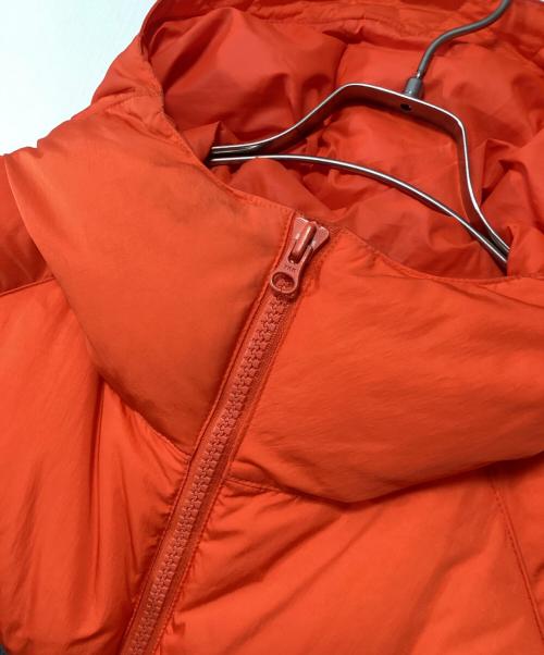NIKE（ナイキ）NIKE (ナイキ) ダウンジャケット レッド×グレー サイズ:Lの古着・服飾アイテム