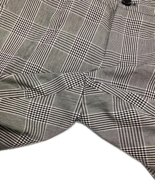 AULA AILA（アウラアイラ）AULA AILA (アウラアイラ) チェックパンツ グレー×ブラック 未使用品の古着・服飾アイテム