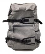 UNDER ARMOURアンダーアーマー）の古着「バックパック」｜グレー