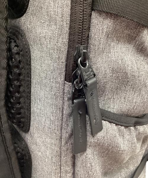 UNDER ARMOUR（アンダーアーマー）UNDER ARMOUR (アンダーアーマー) バックパック グレーの古着・服飾アイテム