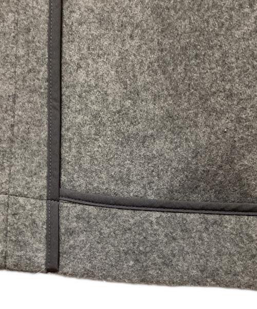 nicholson and nicholson（ニコルソンアンドニコルソン）nicholson and nicholson (ニコルソンアンドニコルソン) ノーカラーウールコート グレー サイズ:38の古着・服飾アイテム