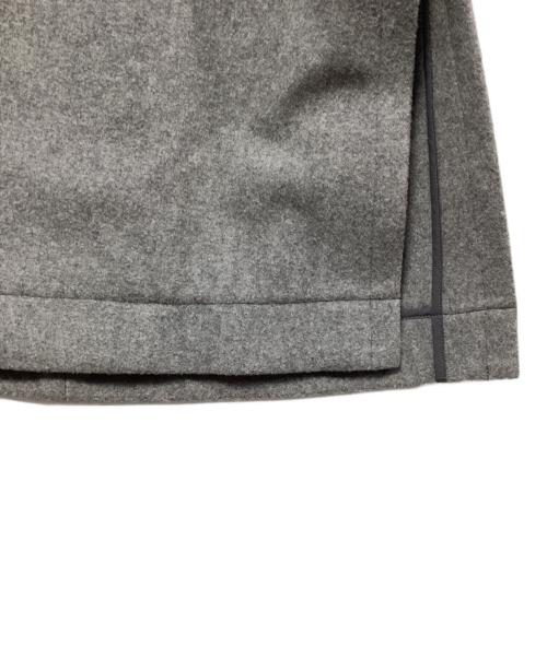 nicholson and nicholson（ニコルソンアンドニコルソン）nicholson and nicholson (ニコルソンアンドニコルソン) ノーカラーウールコート グレー サイズ:38の古着・服飾アイテム