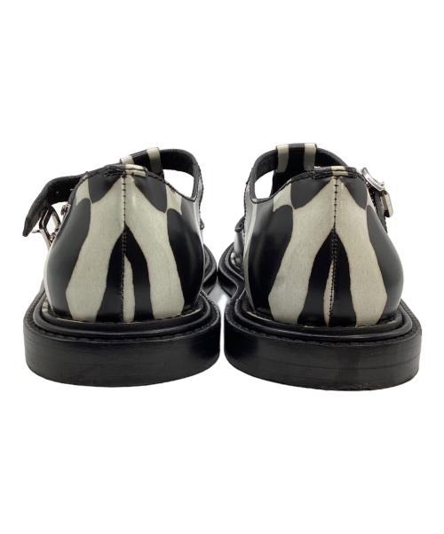 BURBERRY（バーバリー）BURBERRY (バーバリー) レザーシューズ ブラック×ホワイト サイズ:SIZE 38の古着・服飾アイテム