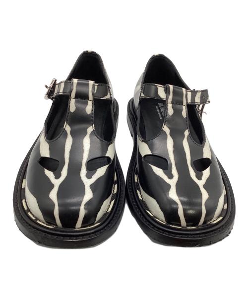 BURBERRY（バーバリー）BURBERRY (バーバリー) レザーシューズ ブラック×ホワイト サイズ:SIZE 38の古着・服飾アイテム